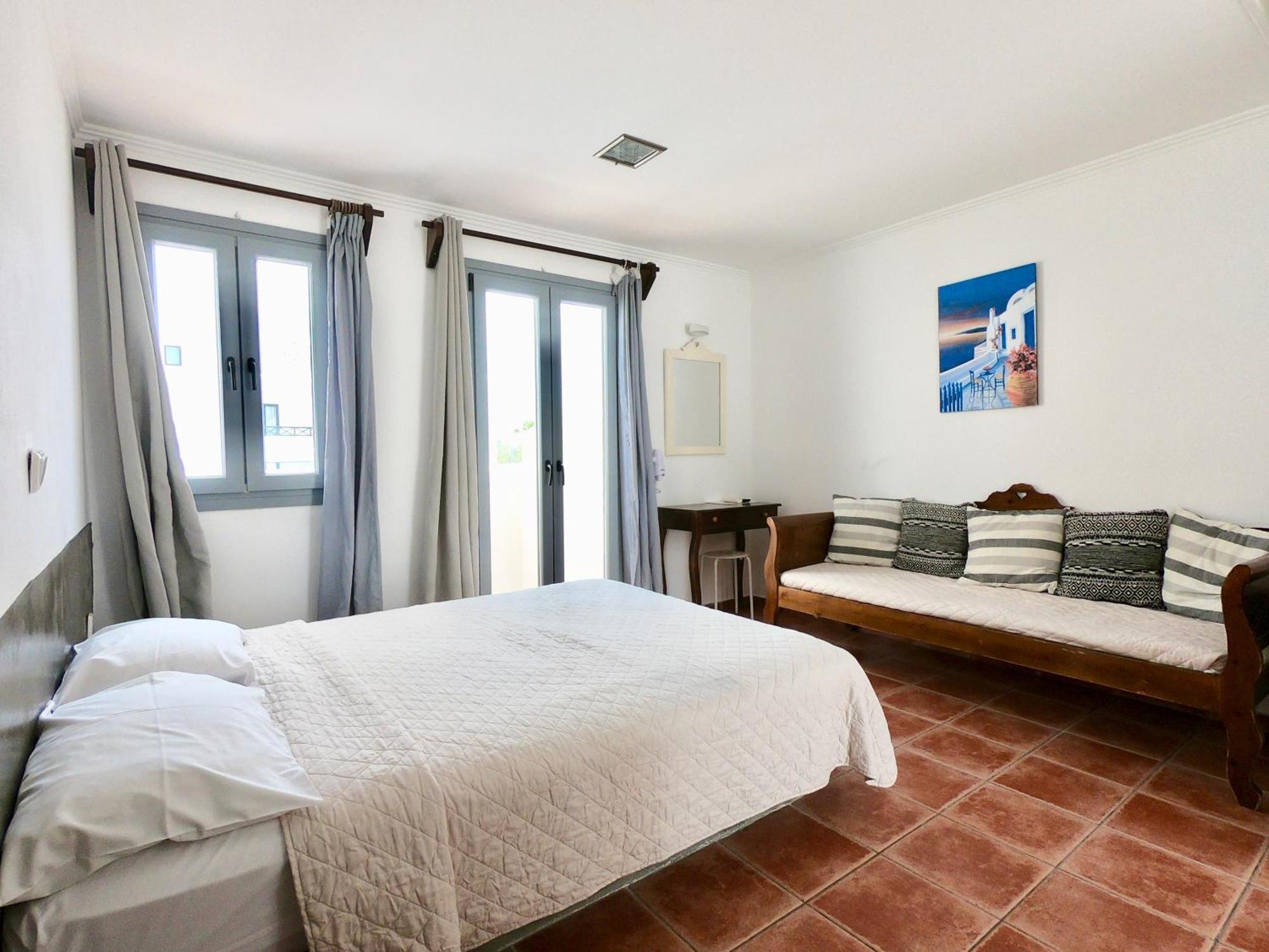 Anny Studios & Rooms Perissa Beach Екстер'єр фото