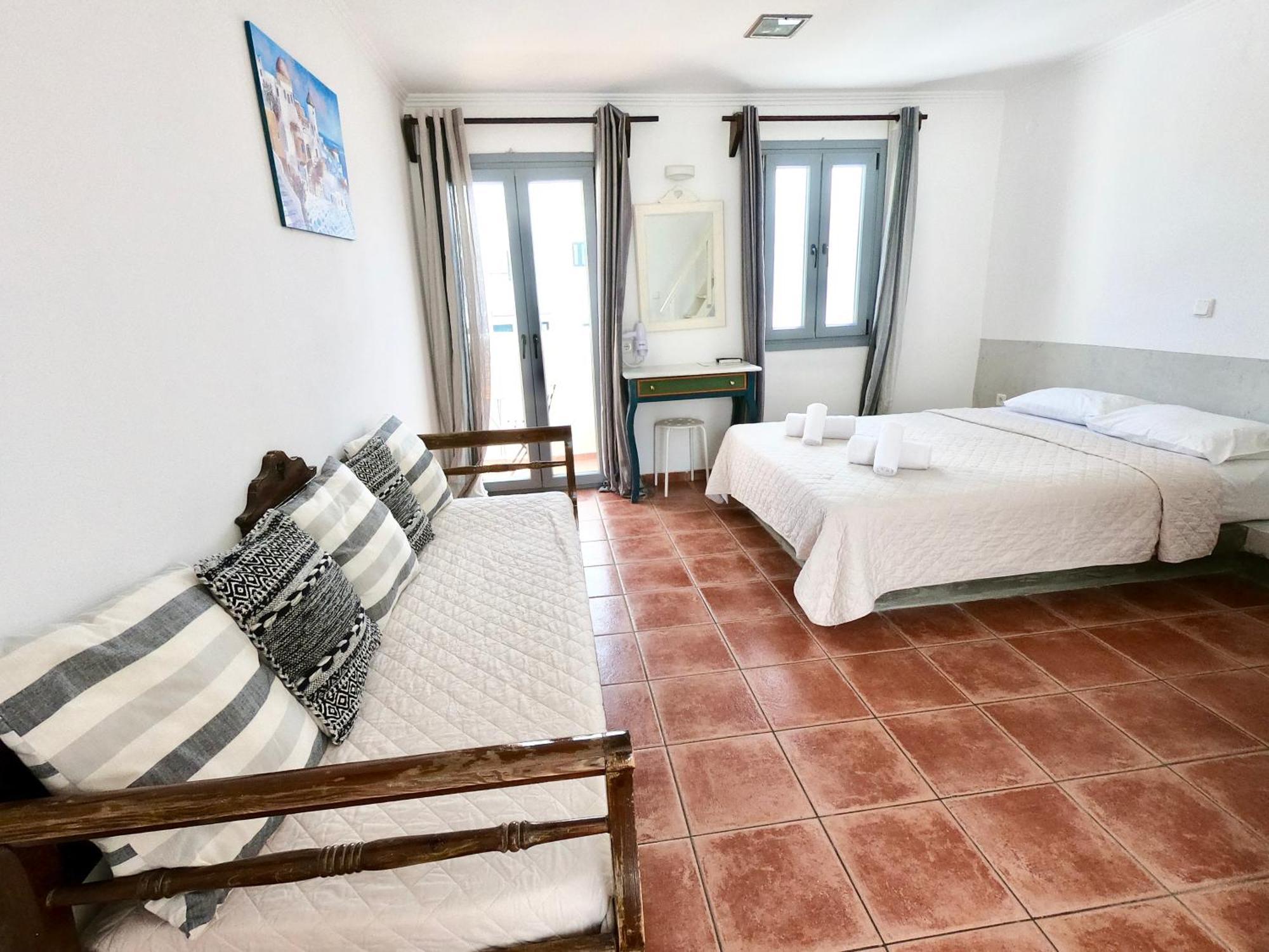 Anny Studios & Rooms Perissa Beach Екстер'єр фото