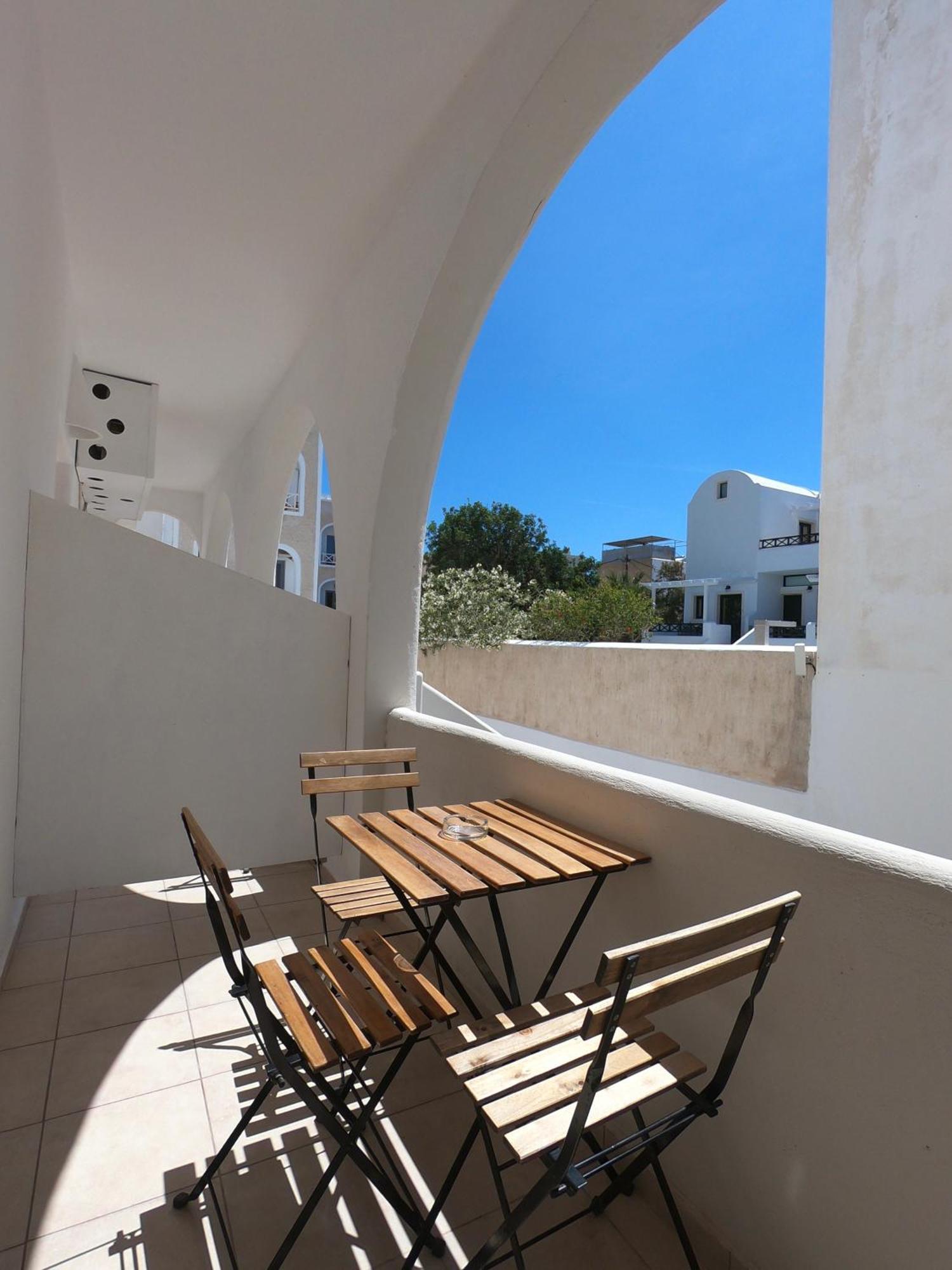 Anny Studios & Rooms Perissa Beach Екстер'єр фото