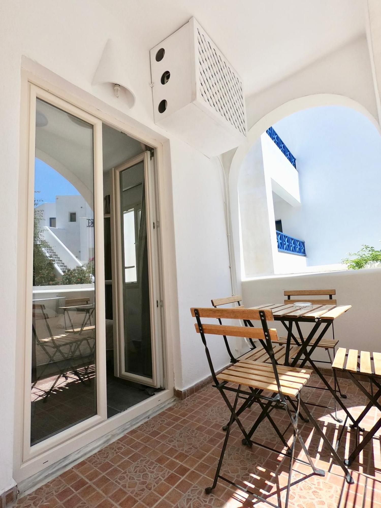 Anny Studios & Rooms Perissa Beach Екстер'єр фото