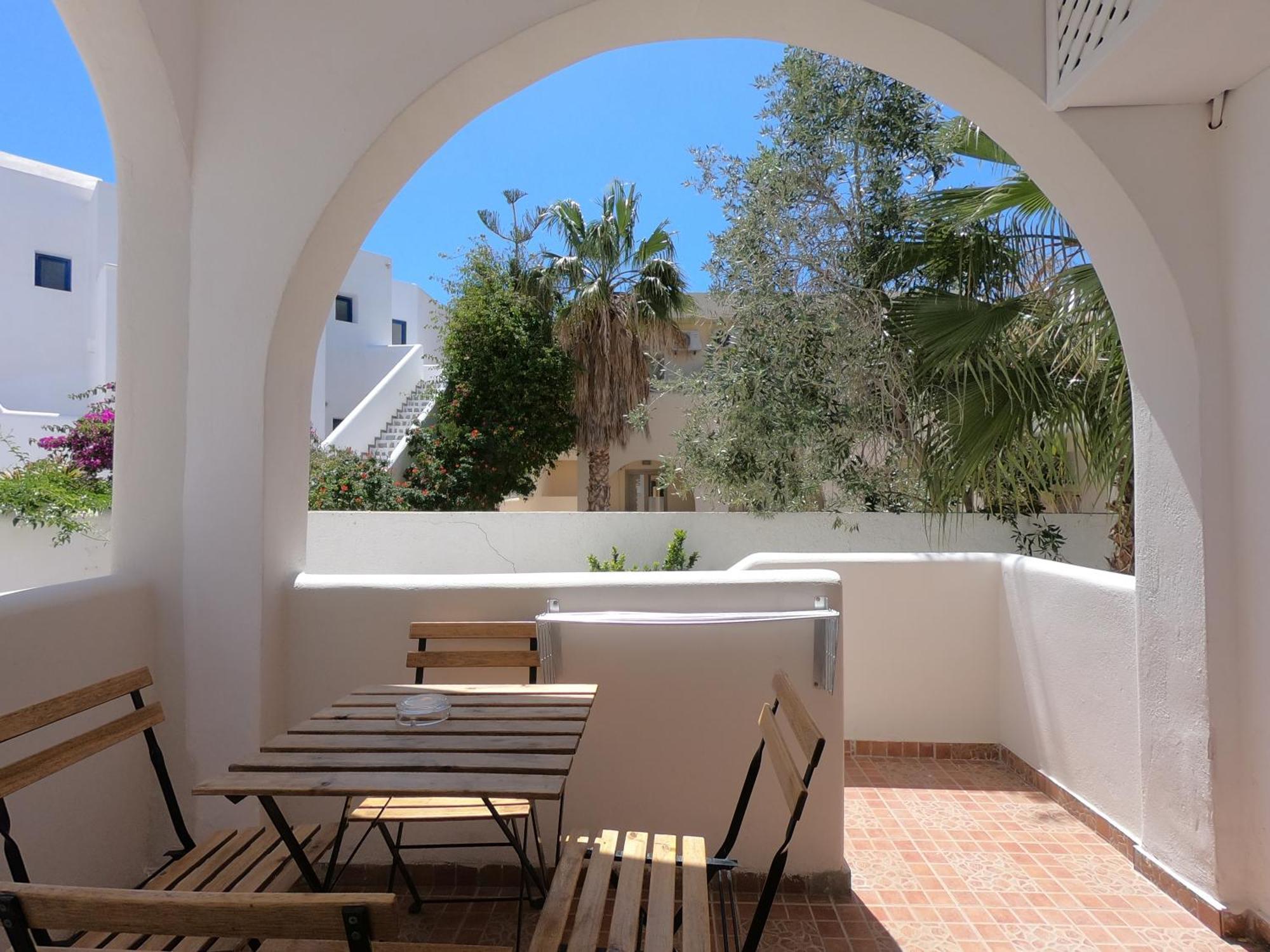 Anny Studios & Rooms Perissa Beach Екстер'єр фото