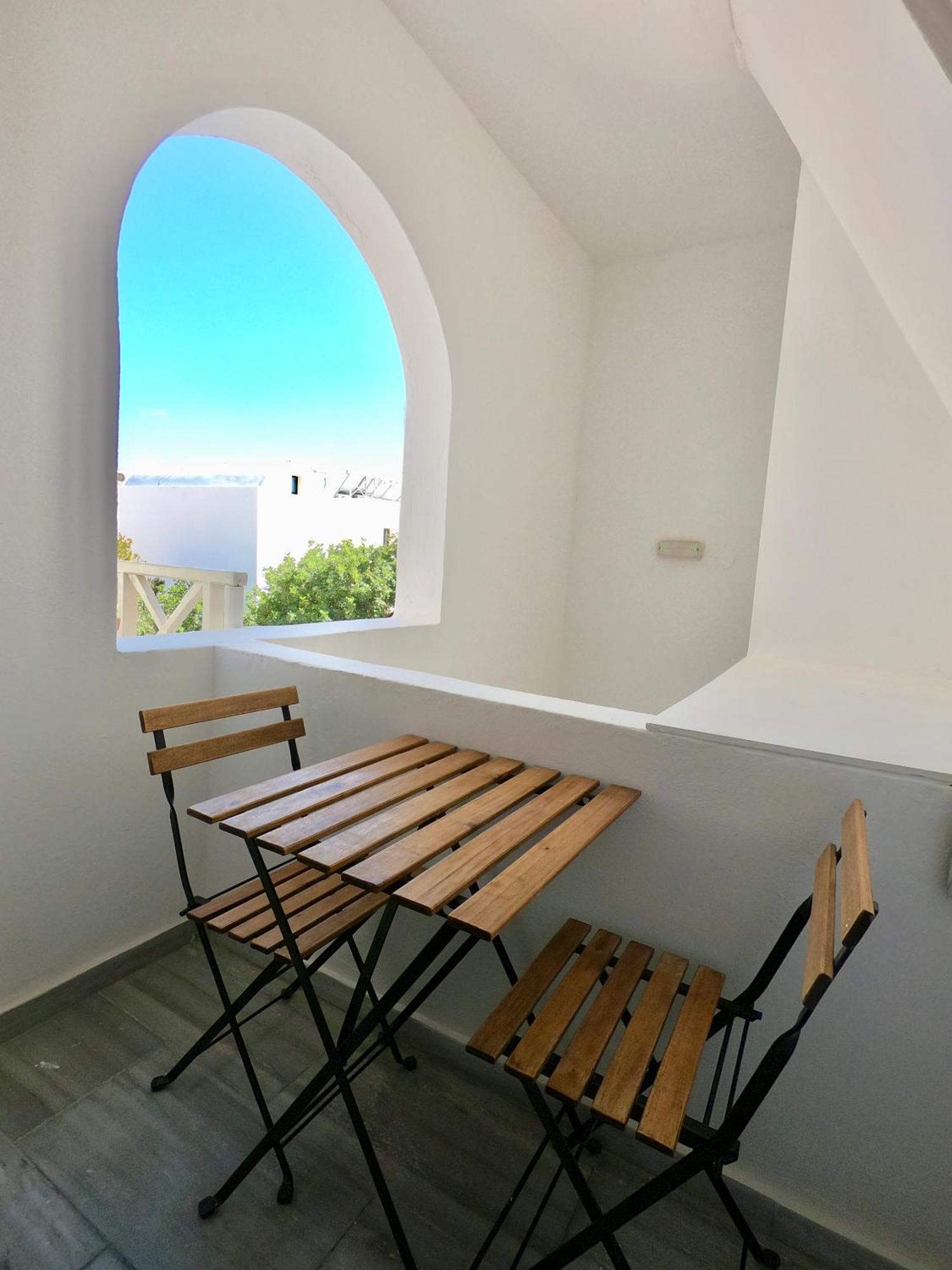 Anny Studios & Rooms Perissa Beach Екстер'єр фото