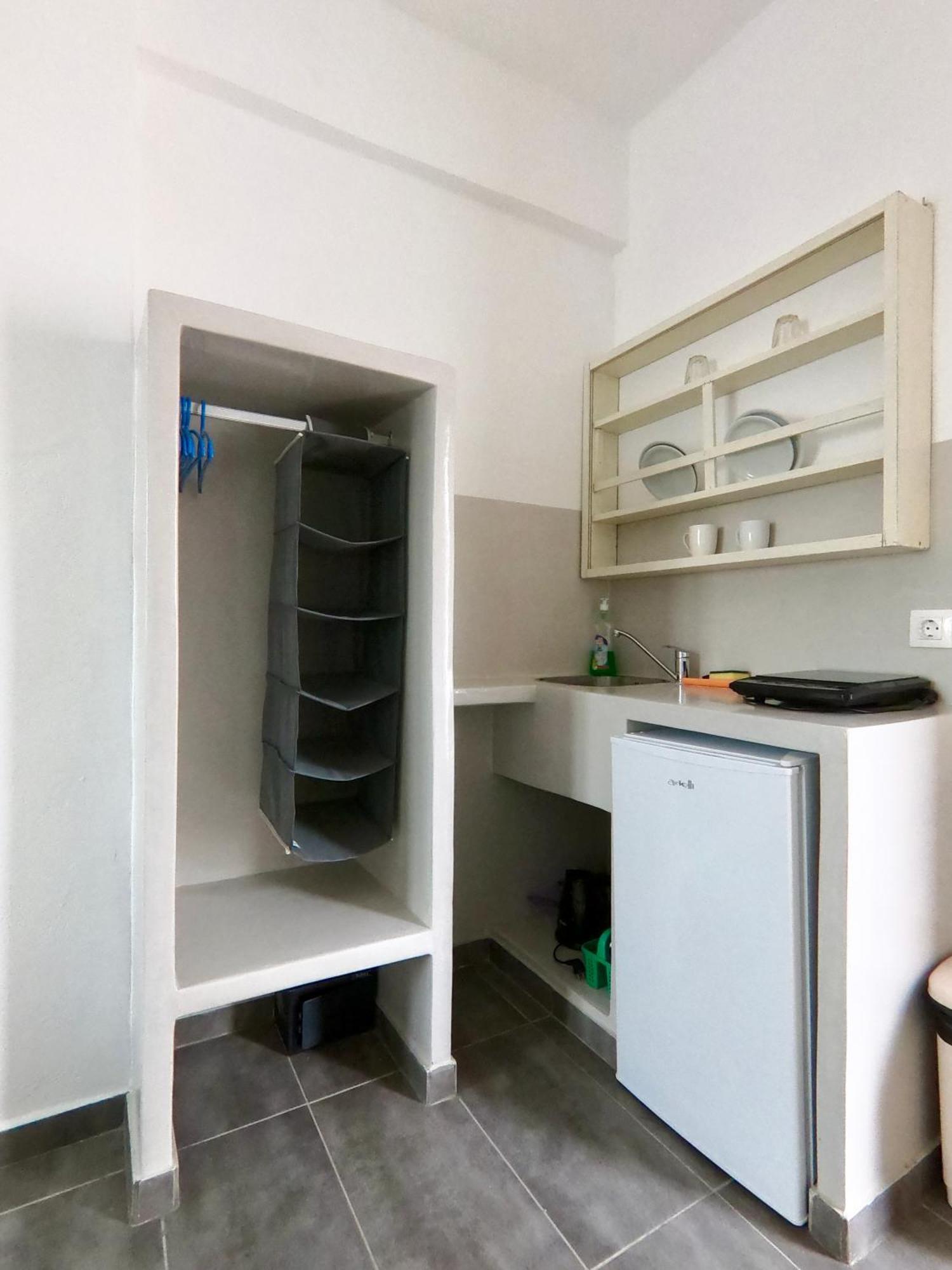 Anny Studios & Rooms Perissa Beach Екстер'єр фото