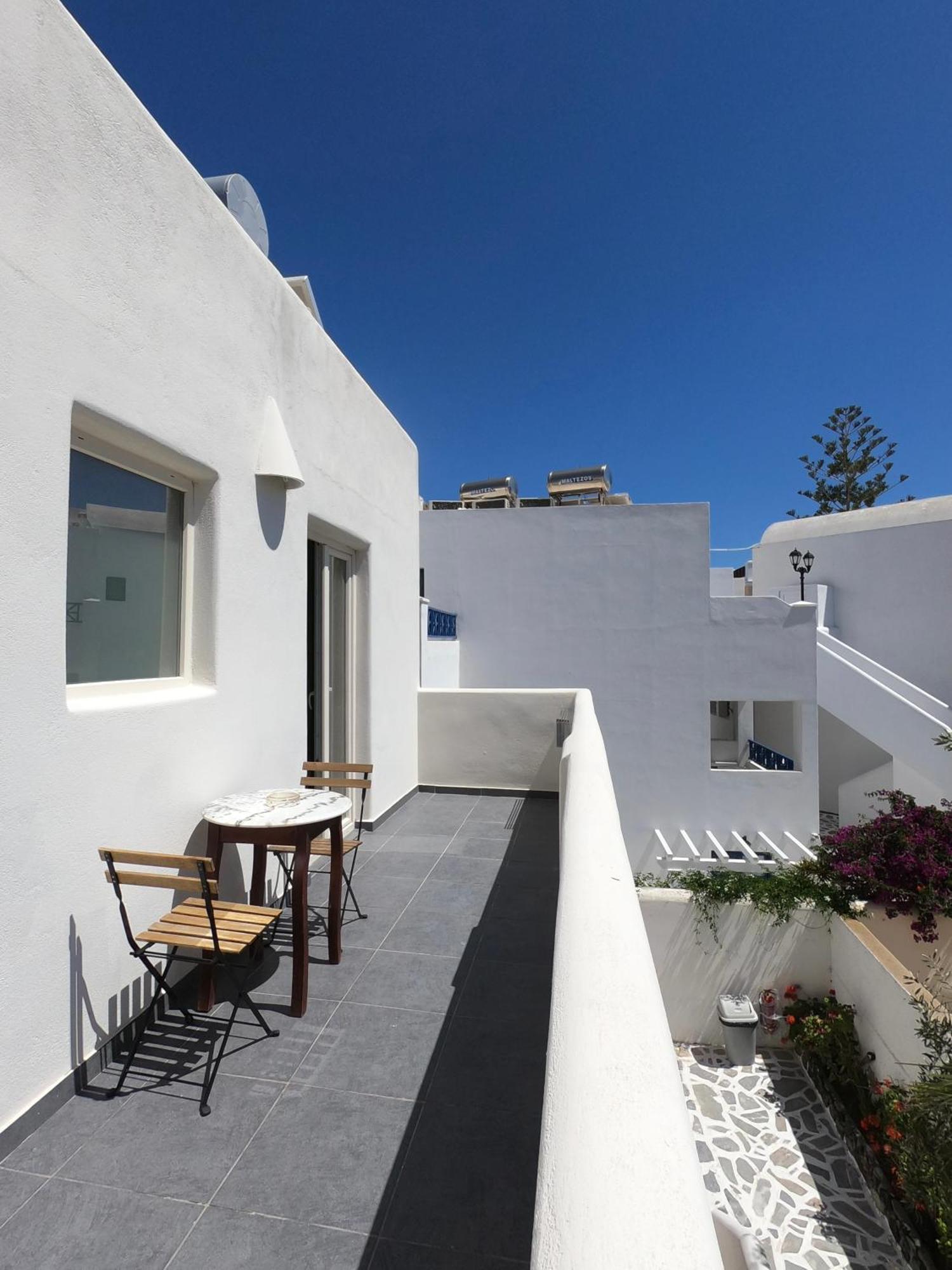 Anny Studios & Rooms Perissa Beach Екстер'єр фото